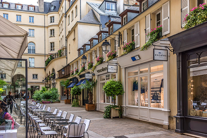 Le numérique : pour une nouvelle dynamique du commerce de proximité. Focus sur un cas pratique : dynamisation d’un quartier commerçant de Nice